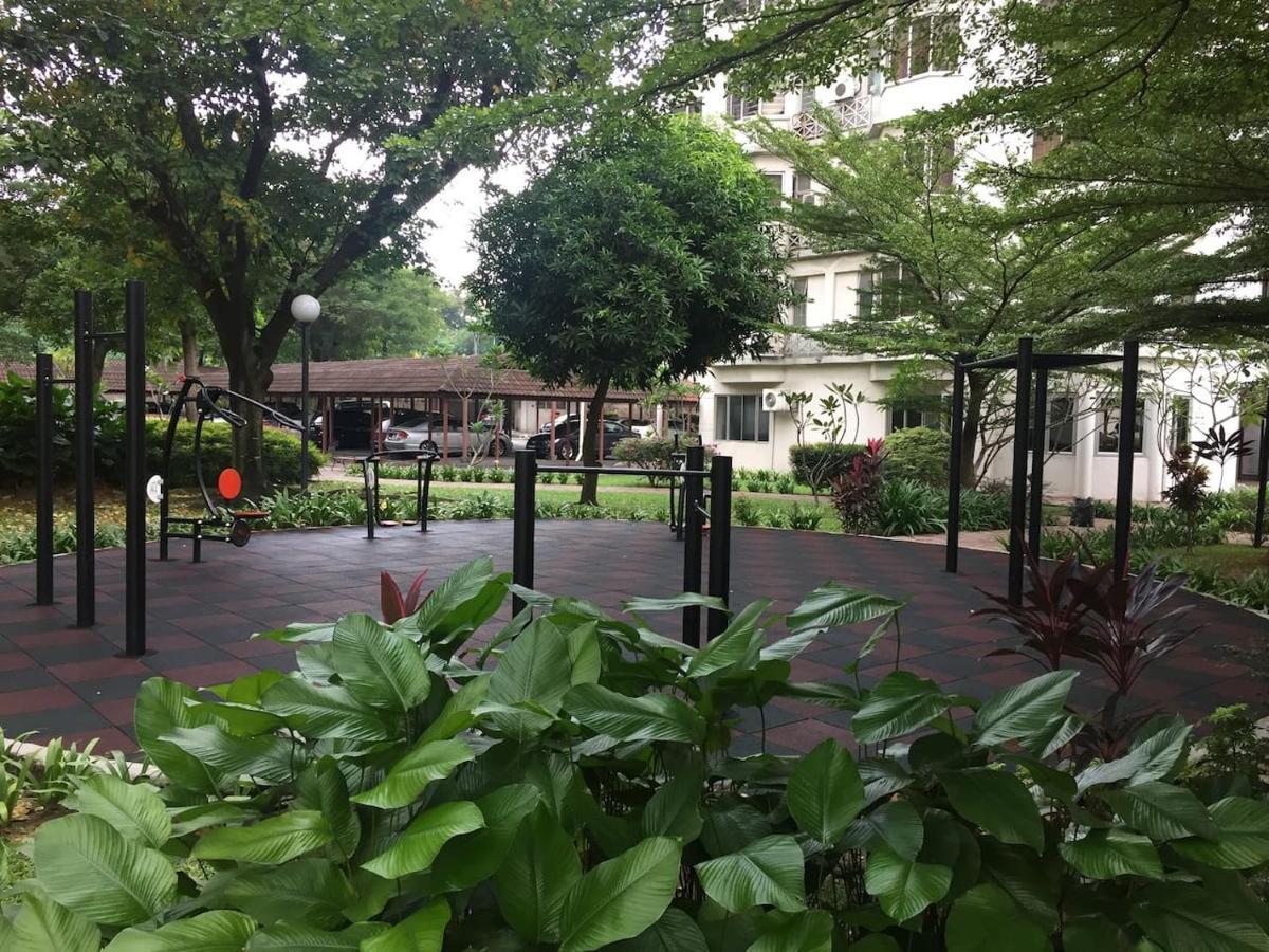 Cozy Kelana Jaya Semi-D Apt near Mall, College&Hospital Petaling Jaya Luaran gambar